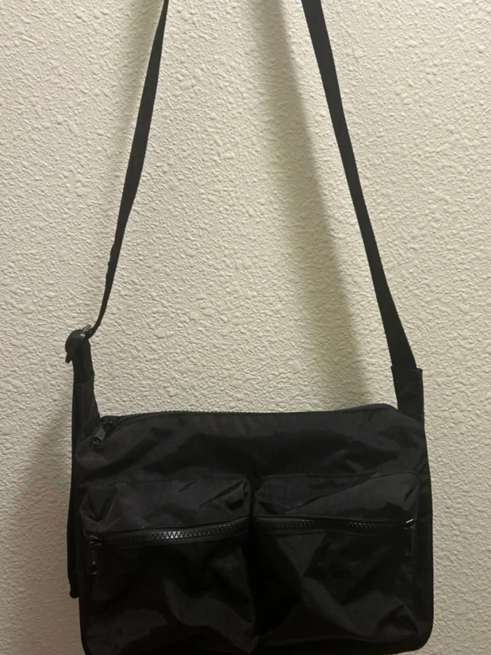 Medium Cargo Crossbody Bag - Black